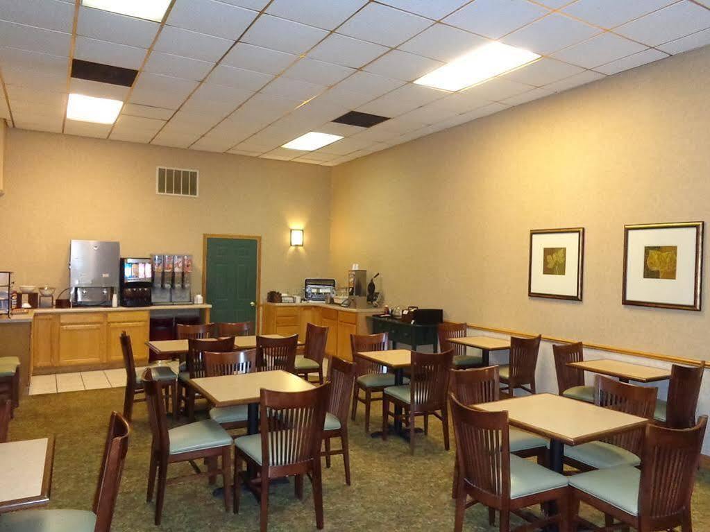Country Inn & Suites By Radisson, Sparta, Wi Exteriér fotografie