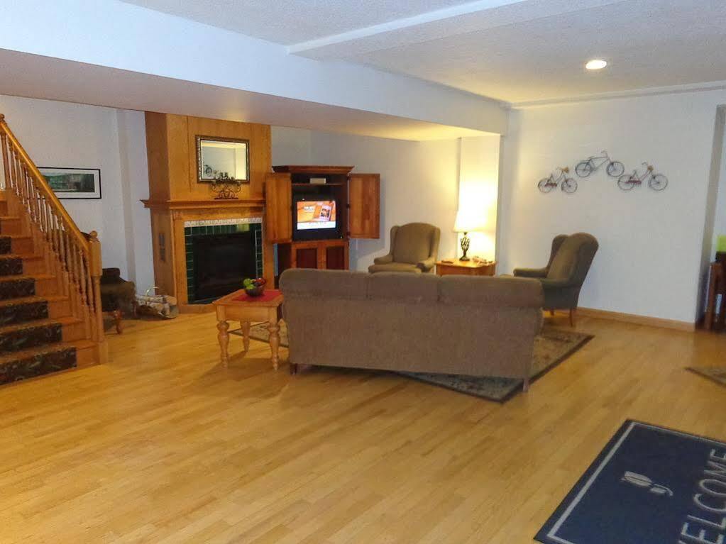 Country Inn & Suites By Radisson, Sparta, Wi Exteriér fotografie